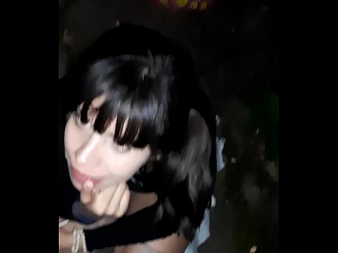 ❤️ Op strjitte swollen penis yn ruil foar snoep ️❌ Anale fideo op fy.villagesexvideos.ru ﹏