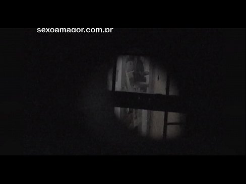 ❤️ Blondie wurdt yn it geheim op fideo opnommen troch in buertvoyeur ferburgen efter holle bakstiennen ️❌ Anale fideo op fy.villagesexvideos.ru ﹏